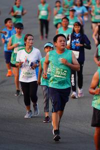 BIB: 70306, 240, 2989
                            <button type="button" onclick="openModal(10515032)" class="btn btn-primary btn-sm float-right btn-popup" data-toggle="modal" data-target=".modal-high-quality">
                        <i class="fas fa-shopping-cart"></i> Add to Cart
                    </button>
                                            <button type="button" onclick="isThisMe(10515032, true)" class="btn btn-success btn-sm float-right btn-popup btn-isme hidden" data-toggle="tooltip" data-placement="bottom" title="นี่คือรูปของคุณใช่ไหม คลิกที่นี่เพื่อเอาเข้าอัลบั้ม">
                        <i class="fas fa-plus"></i> Add to album
                    </button>
                    <button type="button" onclick="isThisMe(10515032, false)" class="btn btn-warning btn-sm float-right btn-popup btn-isnotme hidden">
                        <i class="fas fa-ban"></i> Remove from album
                    </button>